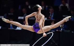 詹姆斯：只出手6次没法知道自己是否在节奏 第四节我持球打进了