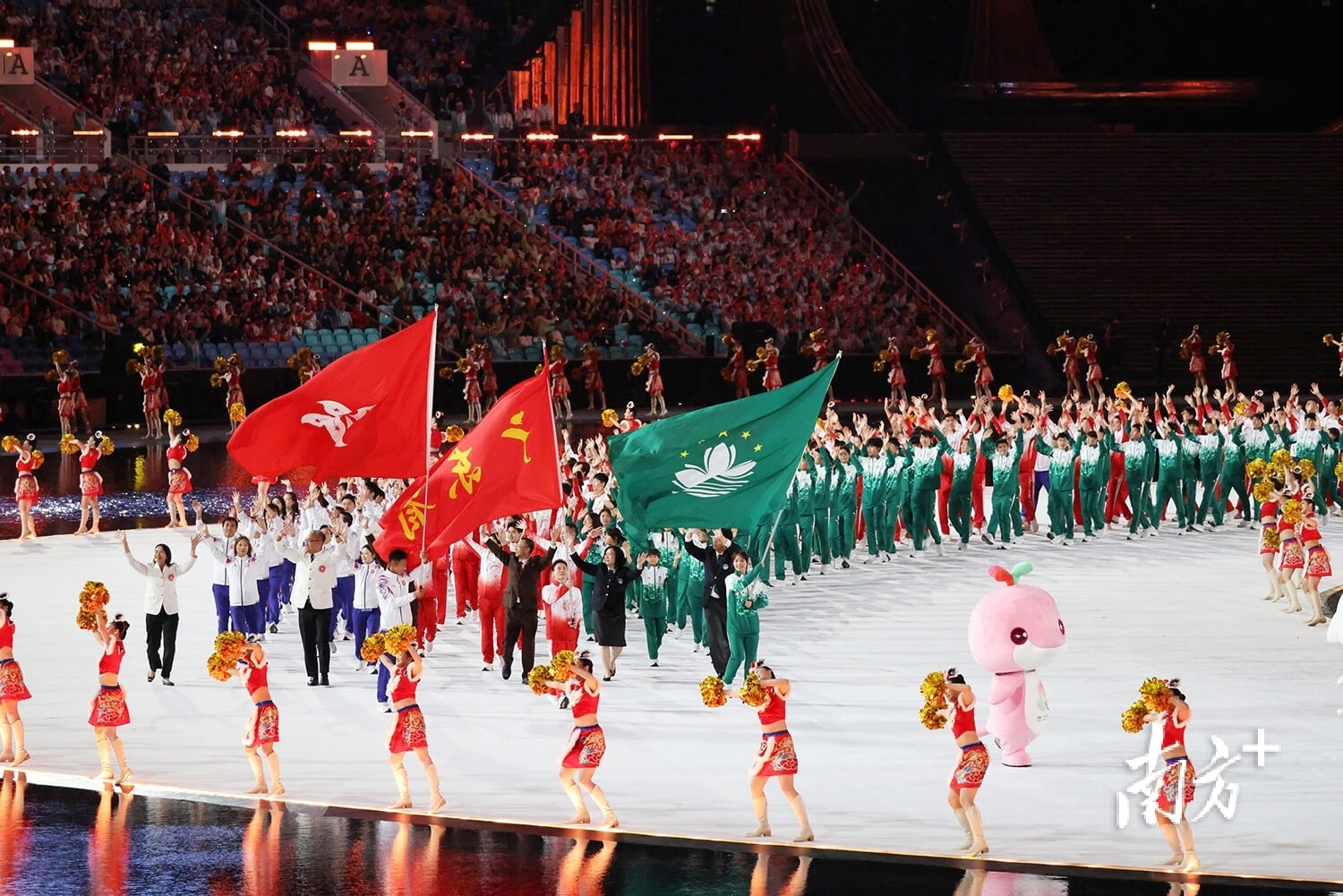 CBA：浙江主场力克辽宁 约克命中8记三分球