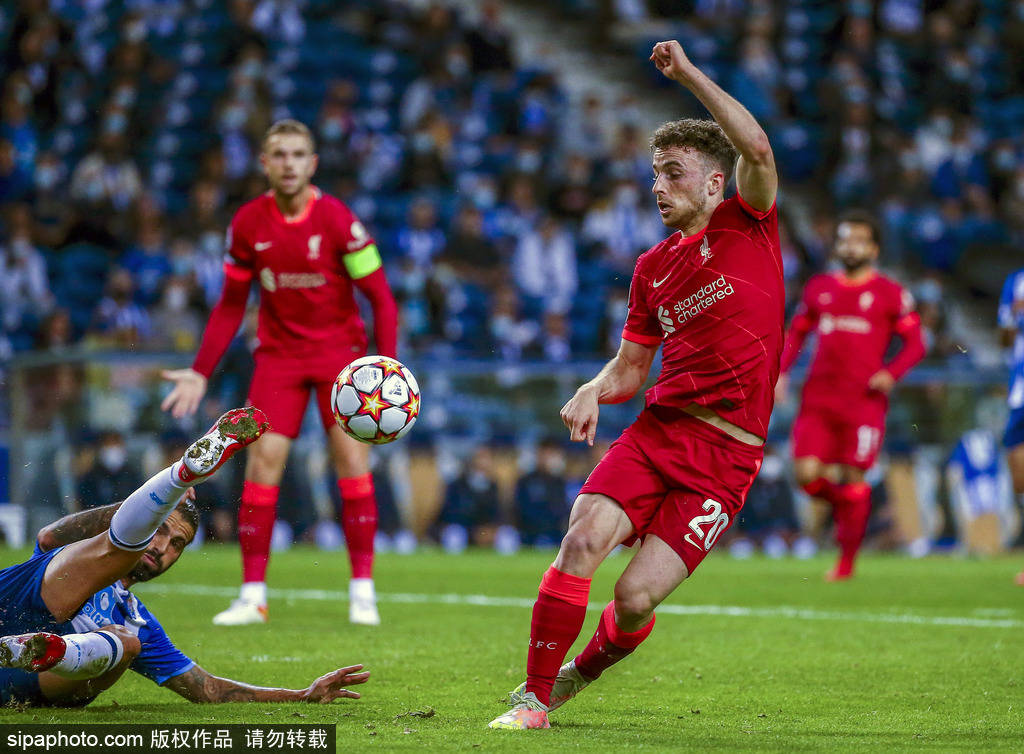 更是对整个 更是对整个