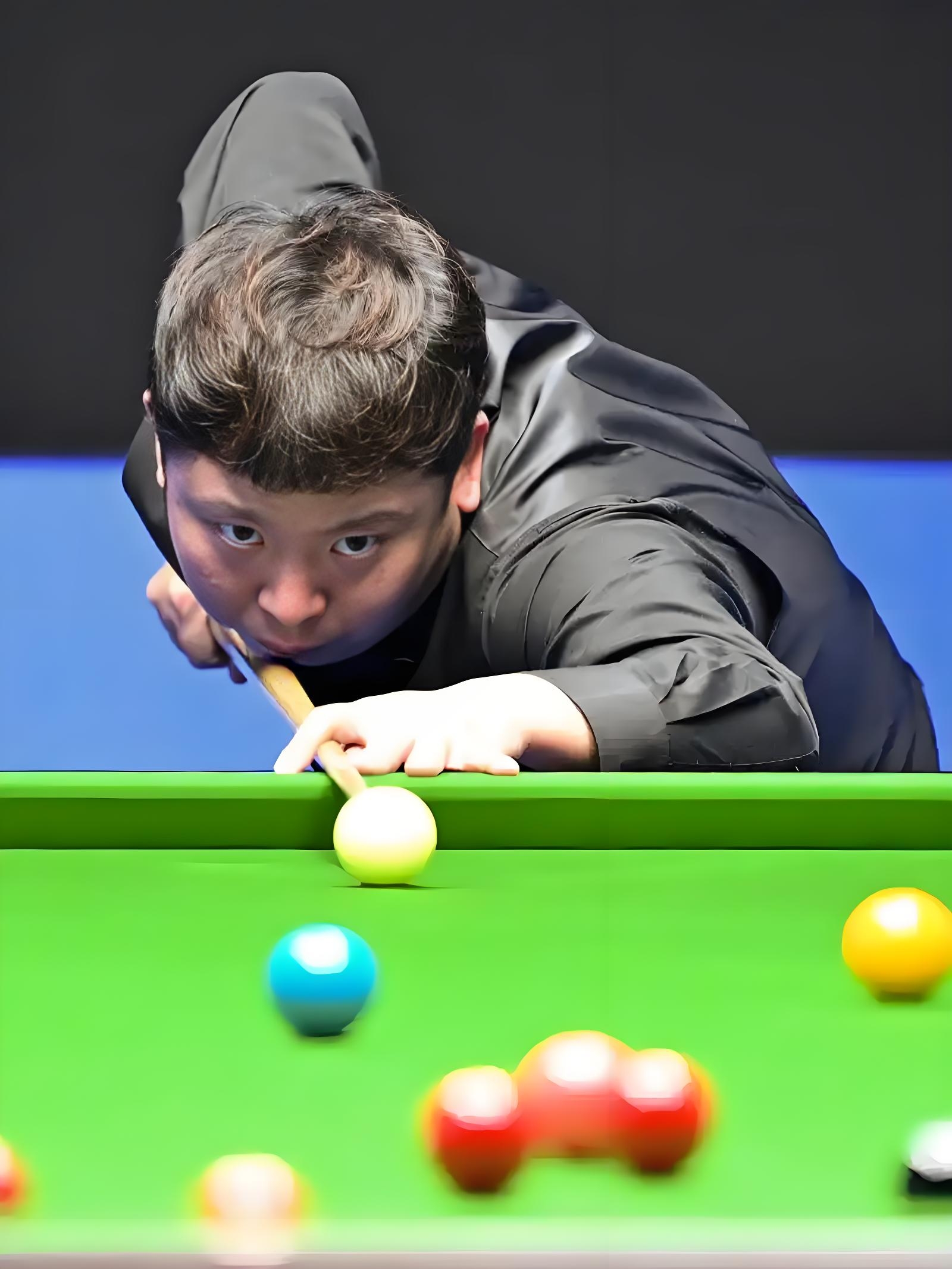 中国足协发布《关于对深圳青年人足球俱乐部队球员陈梓荣违规违纪...