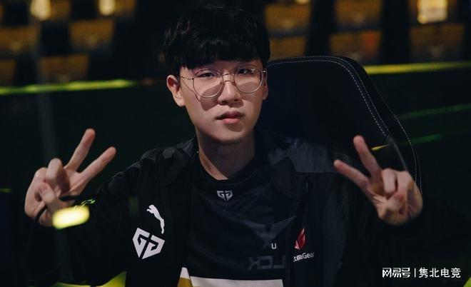 里退场后依 里退场后依